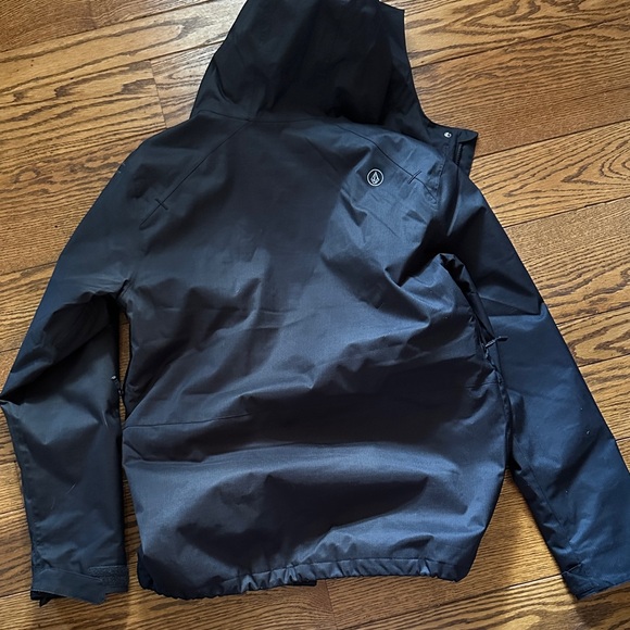 Volcom Men's Black Snowboard Jacket - Picture 4 of 4